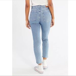 BDG girlfriend high rise light wash jeans size 24